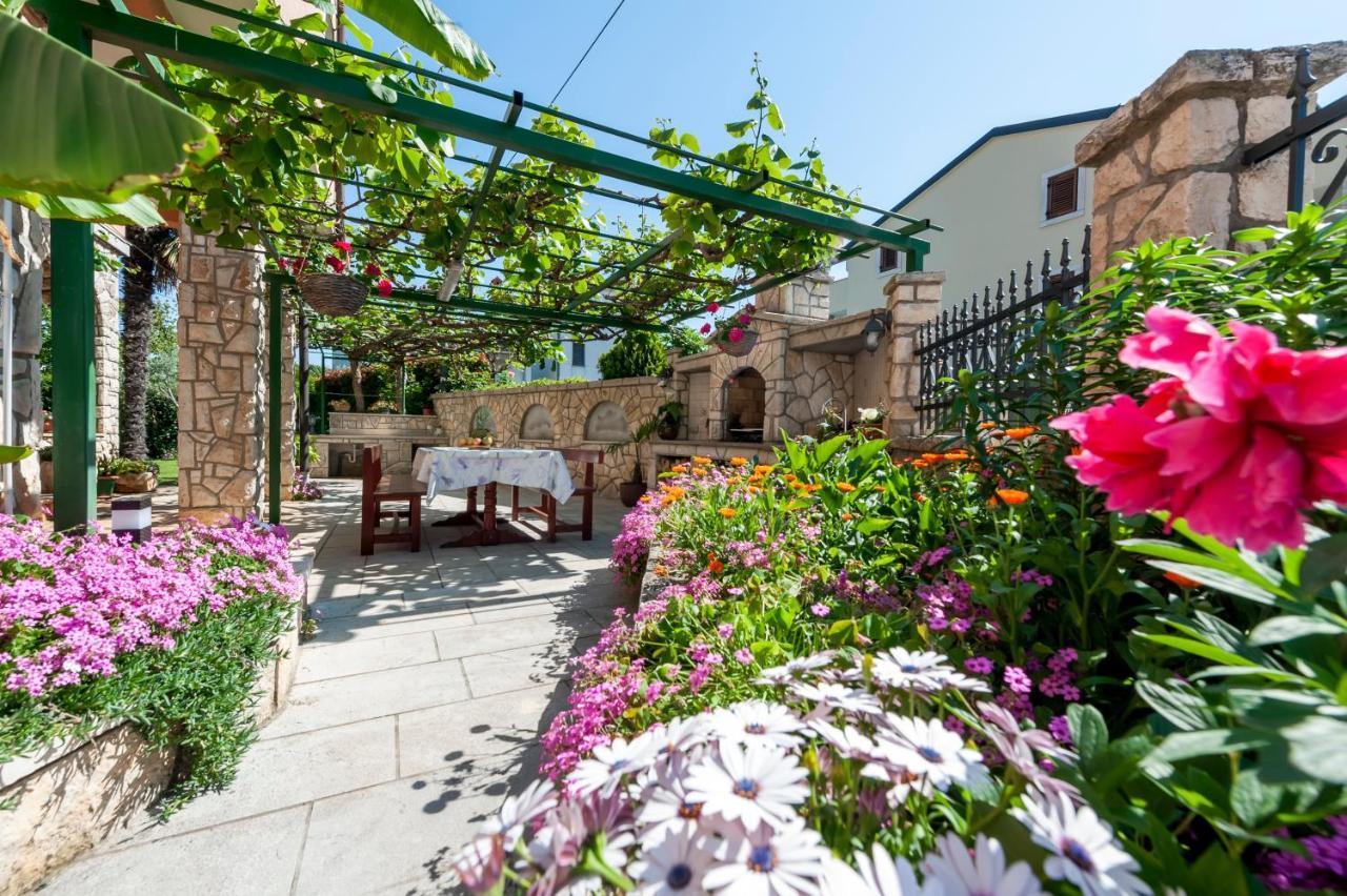 Apartments Villa Istria Ρόβινι Εξωτερικό φωτογραφία
